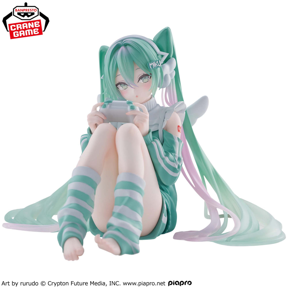 Hatsune Miku Holiday Memories  Game  Figure