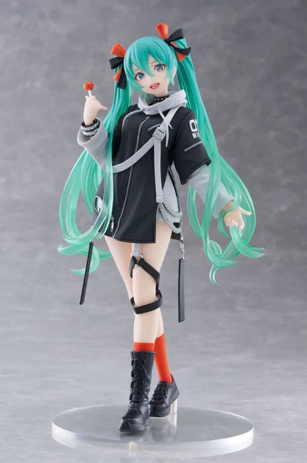 Hatsune Miku Figure - Fashion (PUNK Ver.)