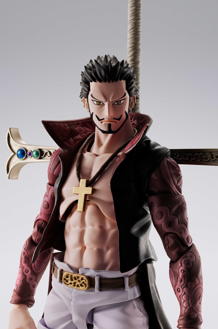 One Piece S.H.Figuarts Action Figure Dracule Mihawk Hawkeye 17 cm
