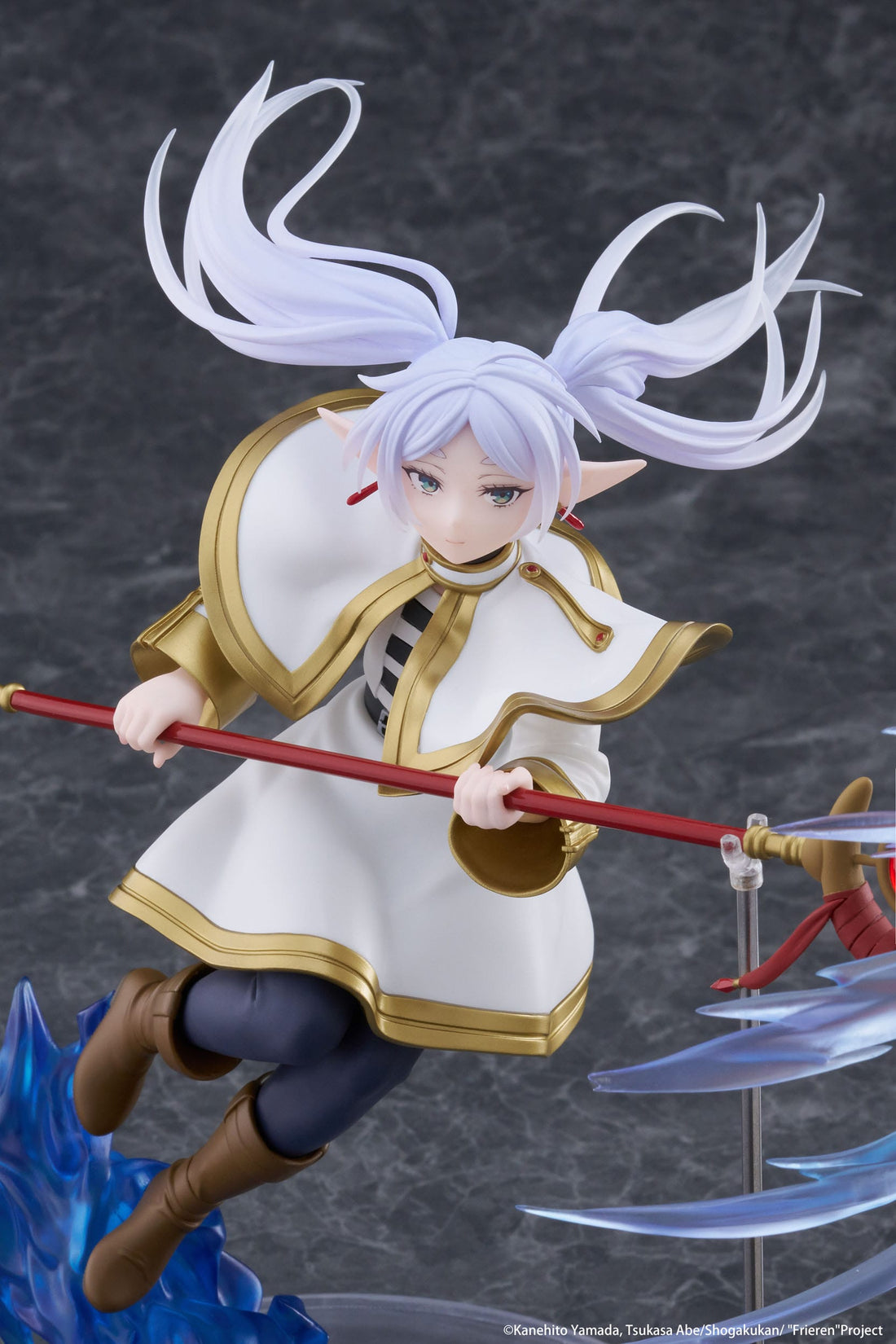 Frieren: Beyond Journey ?s End AMP+ PVC Figure Frieren 21 cm