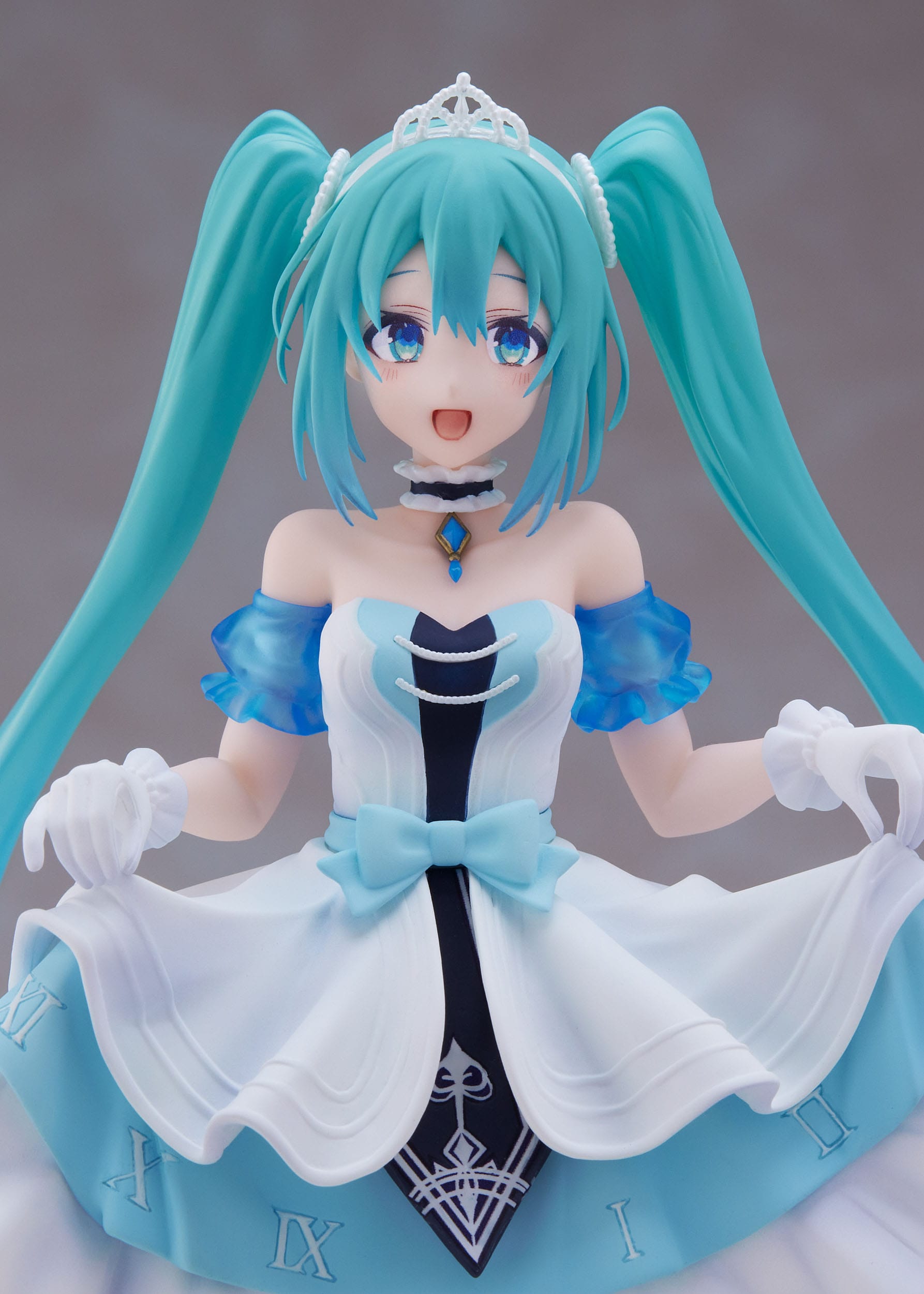 Hatsune Miku PVC Statue Hatsune Miku Wonderland Cinderella Ver. 18 cm