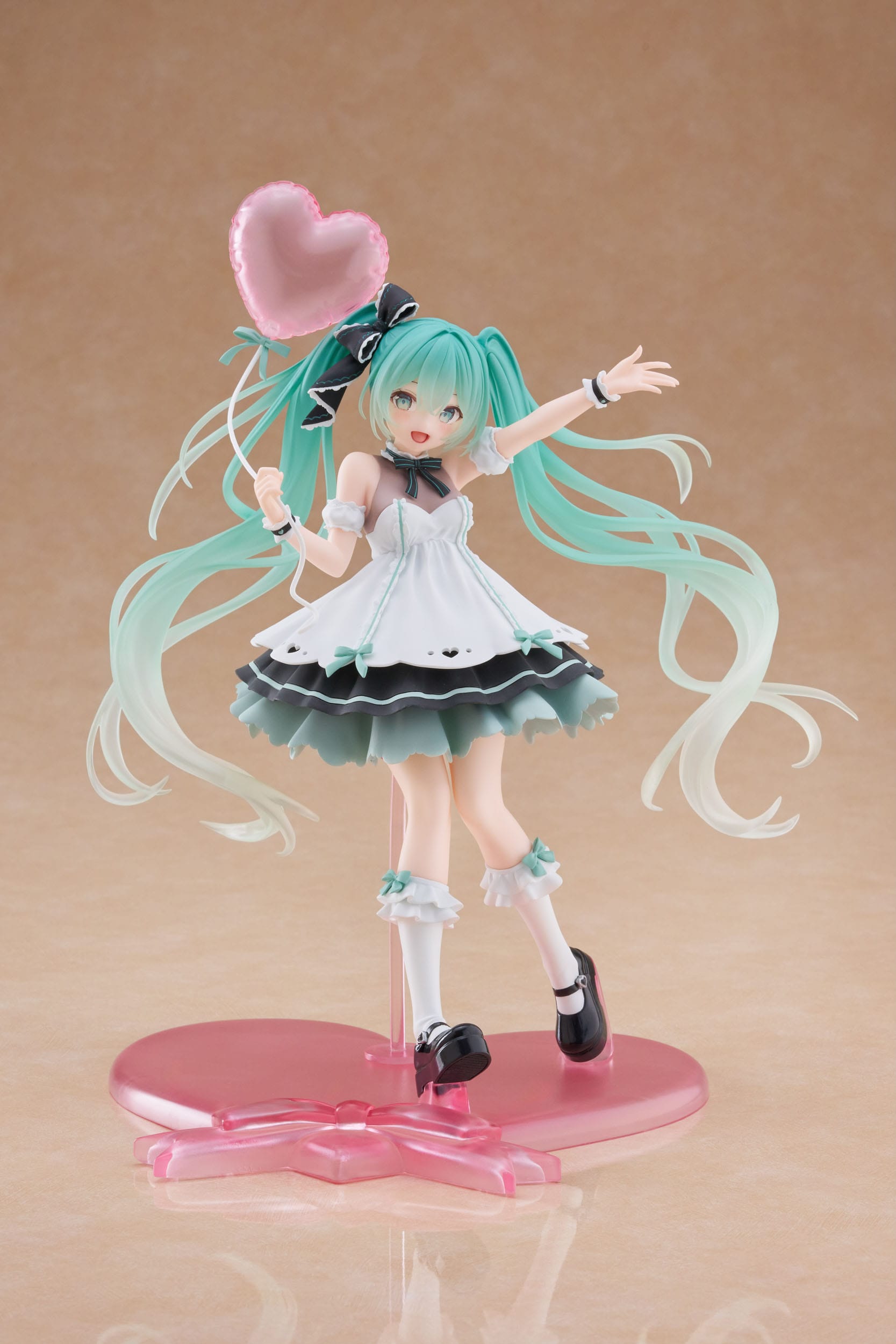 Hatsune Miku AMP+ PVC Statue Statue Hatsune Miku Birthday 2025 Party Ver. 21 cm