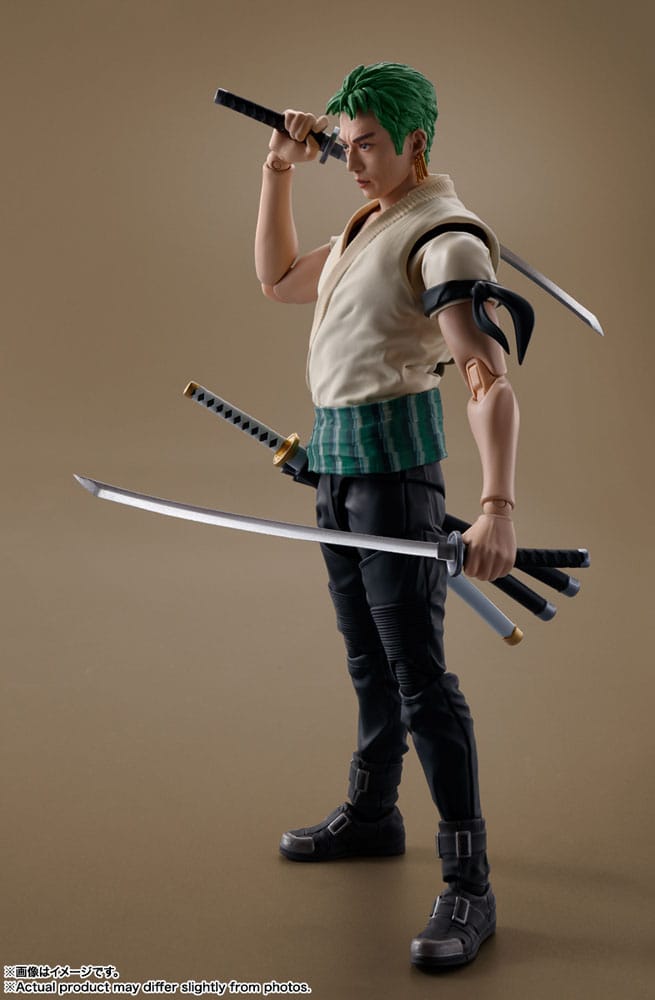 Official Bandai S.H. Figuarts Roronoa Zoro (Netflix) 14cm – Brand New, UK Stock